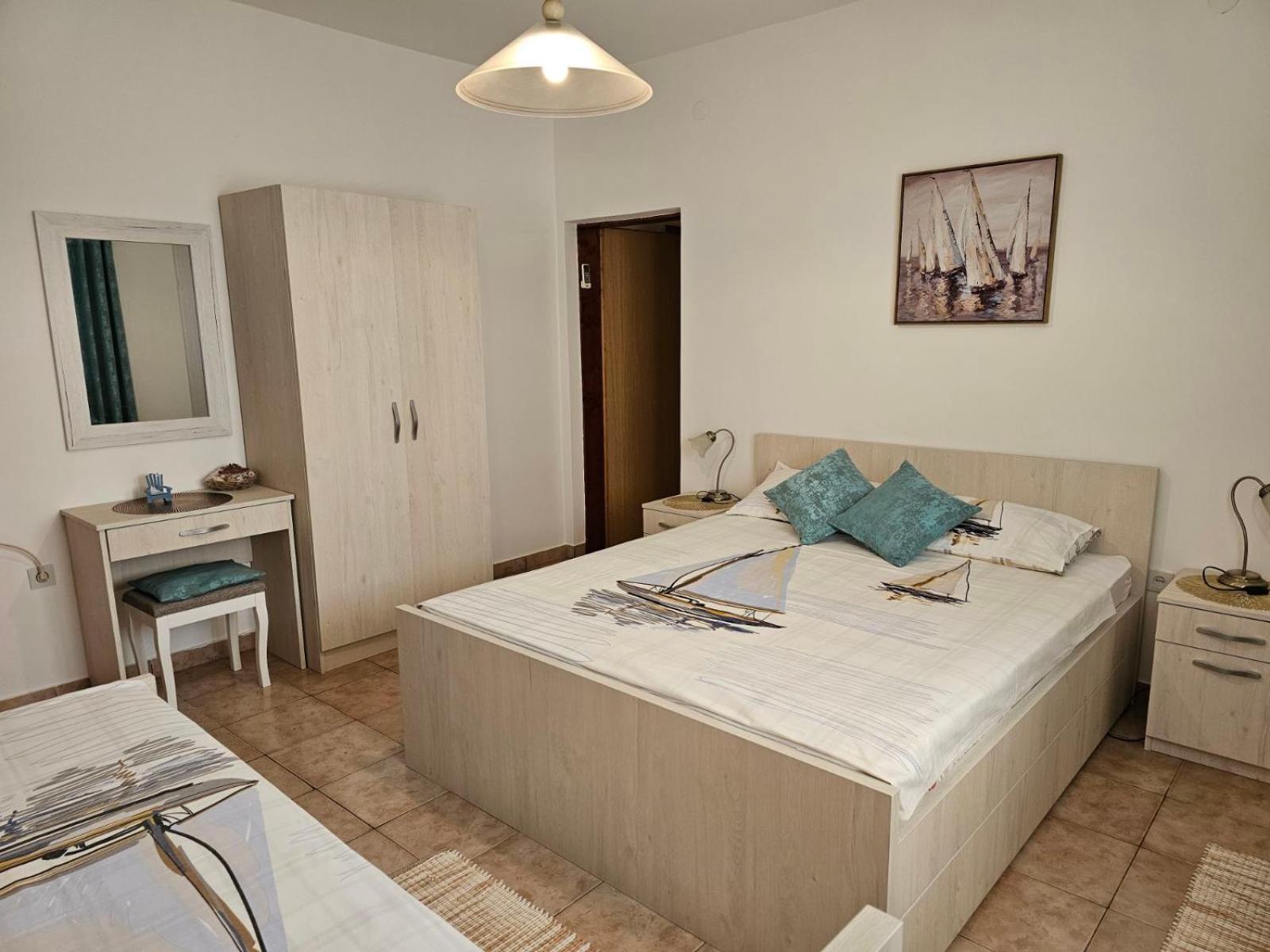 B & M Apartments Kotor Zewnętrze zdjęcie