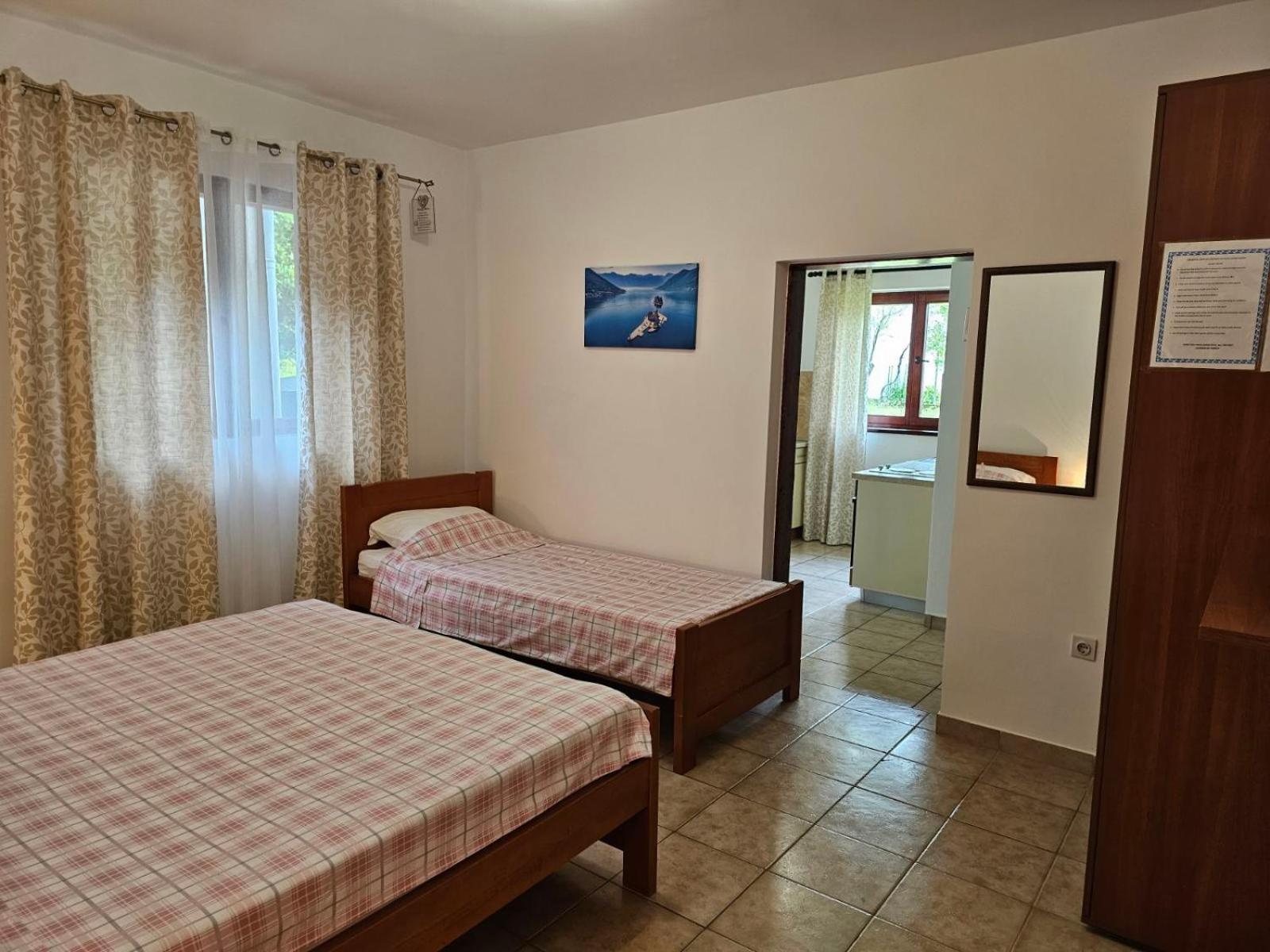 B & M Apartments Kotor Zewnętrze zdjęcie